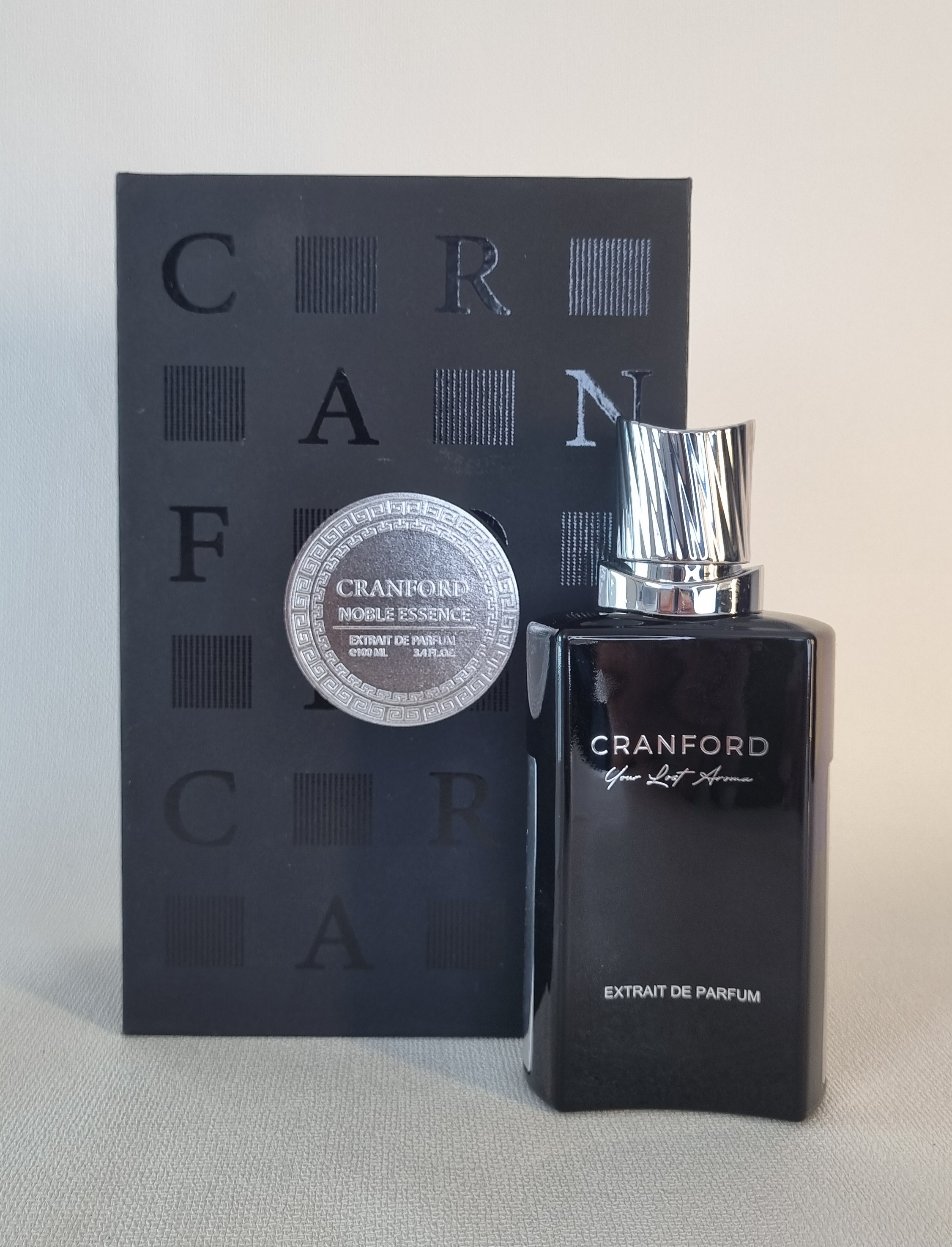 ادکلن نوبل اسنس کرانفورد Noble Essence Cronford